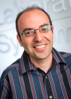 Mohammed AlQuraishi headshot